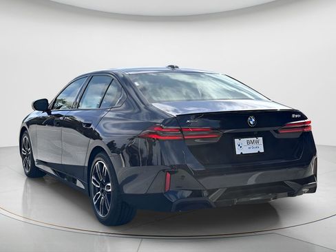 New 2026 BMW 530i xDrive w/ M Sport Package image 11