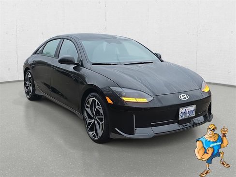 New 2025 Hyundai Ioniq 6 SEL image 3