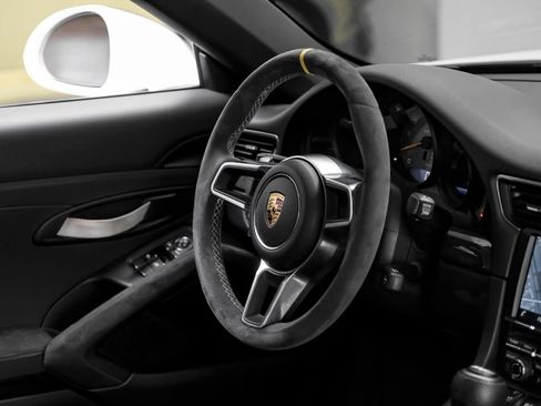 Used 2016 Porsche 911 GT3 RS RWD image 20