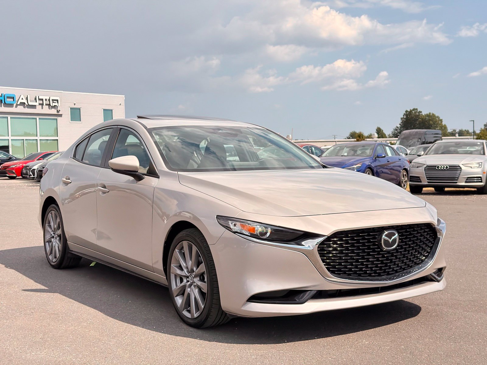 Used 2025 MAZDA MAZDA3 s FWD image 9