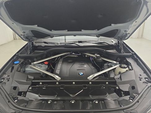 Certified 2025 BMW X5 xDrive40i w/ M Sport Package AWD/4WD image 30