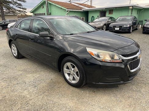 Used 2015 Chevrolet Malibu LS w/ Protection Package FWD image 4