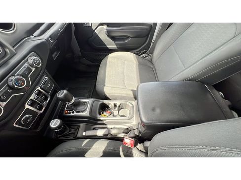 Used 2019 Jeep Wrangler Unlimited Sport S AWD/4WD image 20