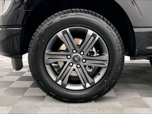 Used 2023 Ford F150 Lariat AWD/4WD image 10