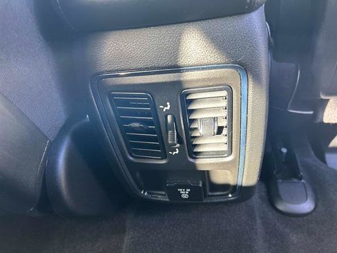 Certified 2022 Jeep Grand Cherokee Laredo X image 16