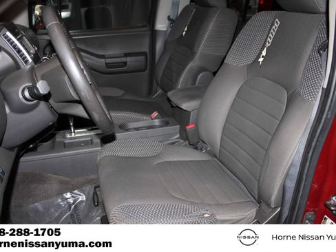 Used 2013 Nissan Xterra PRO-4X AWD/4WD image 4