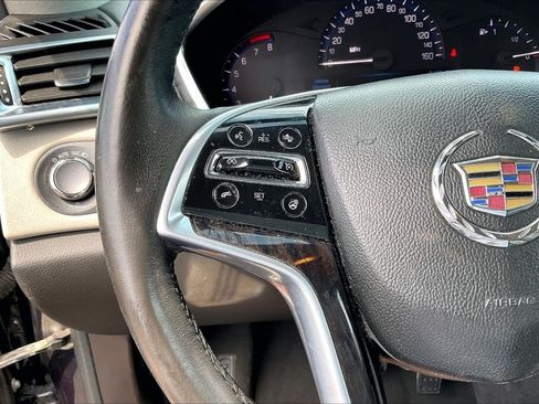 Used 2016 Cadillac SRX Luxury w/ Driver Awareness Package FWD image 18