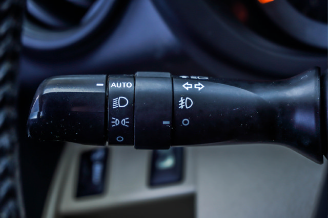 Used 2011 Toyota RAV4 Limited w/ Limited Extra Value Pkg FWD image 12