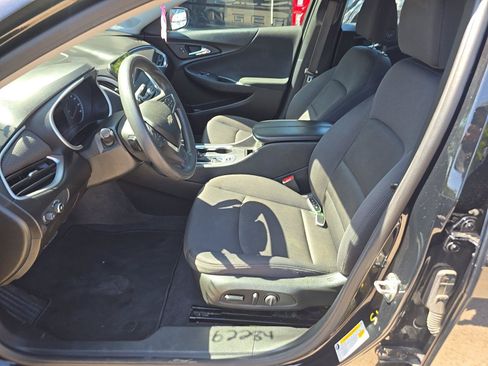 Used 2023 Chevrolet Malibu LT FWD image 4
