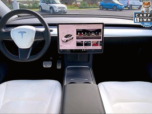 Used 2023 Tesla Model Y Performance image 13