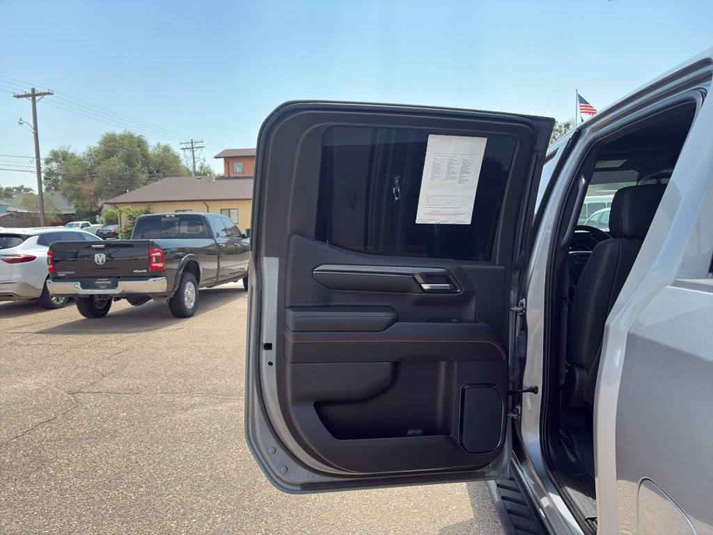 Used 2023 GMC Sierra 1500 AT4 w/ Technology Package AWD/4WD image 32