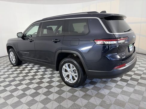 Used 2023 Jeep Grand Cherokee L Limited image 5