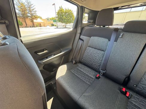 Used 2026 Nissan Kicks SV FWD image 33