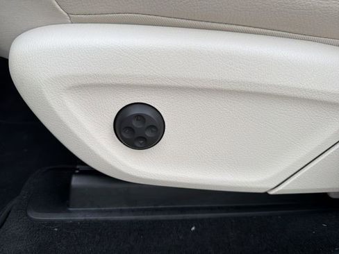 Used 2024 Mercedes-Benz GLE 450 4MATIC image 14