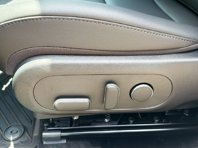 New 2026 Hyundai Kona Limited FWD image 19