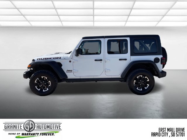 Used 2025 Jeep Wrangler Unlimited Rubicon AWD/4WD image 2