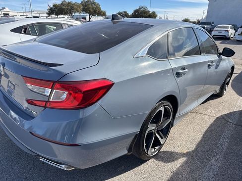 Used 2022 Honda Accord Sport image 5