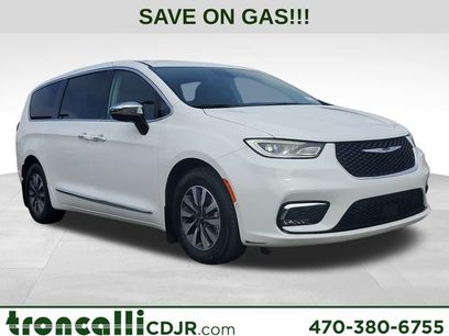 Certified 2023 Chrysler Pacifica Limited