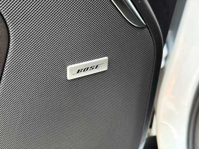 Used 2025 Chevrolet Tahoe High Country AWD/4WD image 19