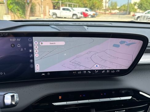 Used 2026 Buick Enclave Avenir w/ Super Cruise Package image 37