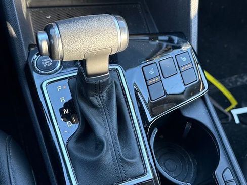 Used 2023 Kia Sportage EX image 23