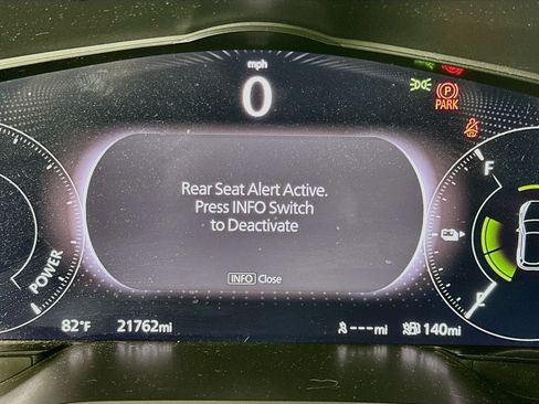 Used 2024 MAZDA CX-90 Plug-In Hybrid w/ Preferred AWD/4WD image 19