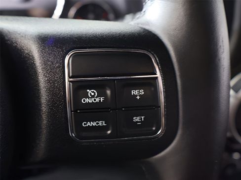 Used 2015 Jeep Wrangler Rubicon image 30