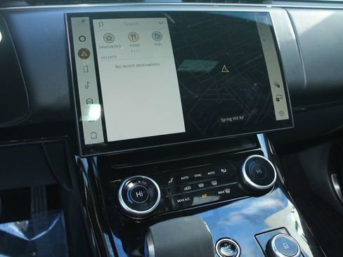 Used 2023 Land Rover Range Rover Sport SE image 17