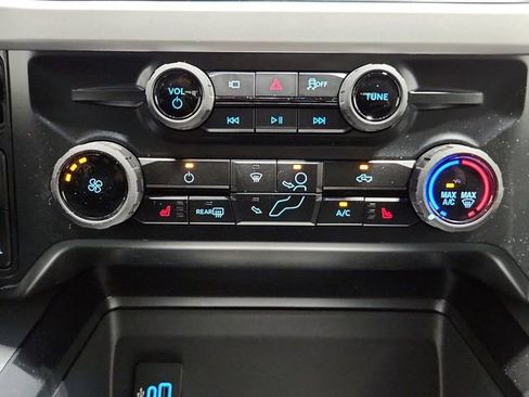 New 2026 Ford F250 XLT w/ XLT Premium Package image 21