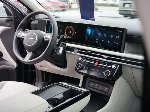 Certified 2025 Hyundai Tucson SEL image 19