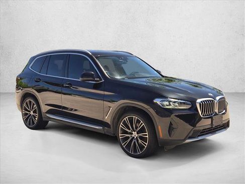 Used 2023 BMW X3 sDrive30i w/ Convenience Package RWD image 3