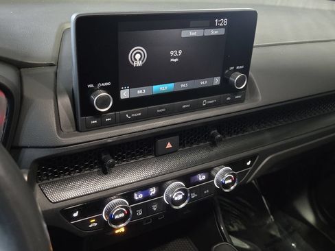 Used 2024 Honda CR-V Sport image 21