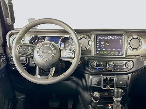 Used 2023 Jeep Wrangler Unlimited w/ Cold Weather Group AWD/4WD image 14