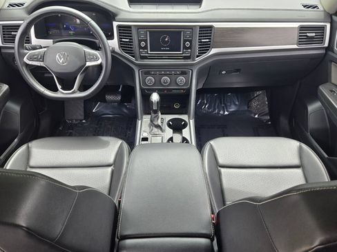 Certified 2023 Volkswagen Atlas SE FWD image 14