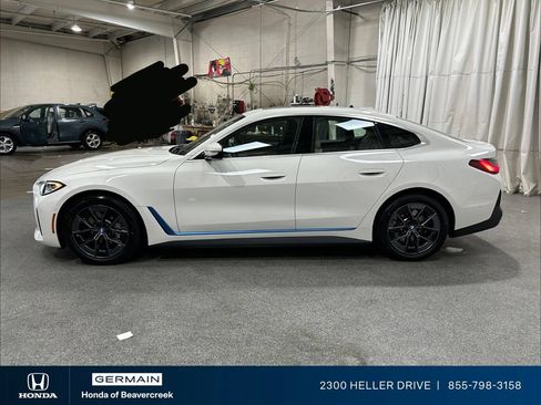 Used 2023 BMW i4 eDrive40 RWD image 5