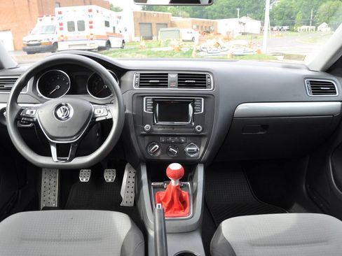 Used 2017 Volkswagen Jetta S FWD image 22