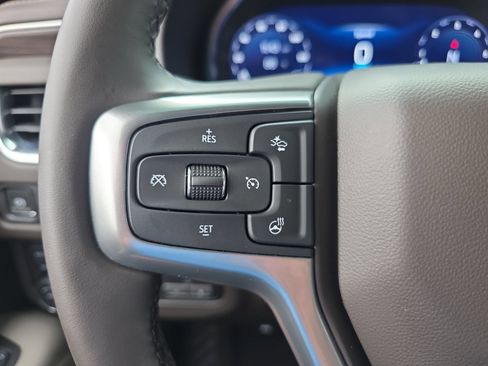 Used 2024 Chevrolet Tahoe LT w/ LT Signature Package AWD/4WD image 20