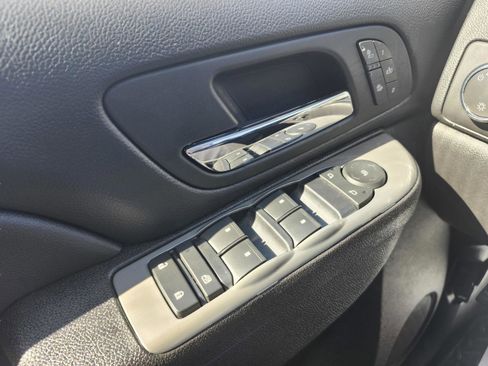 Used 2013 Chevrolet Silverado 2500 LTZ w/ LTZ Plus Package image 18