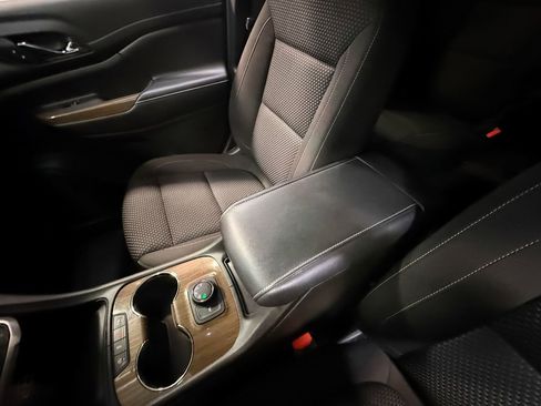 Used 2021 GMC Acadia SLE w/ Trailering Package image 84