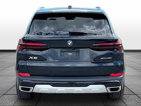 Used 2024 BMW X5 xDrive40i w/ Premium Package AWD/4WD image 4