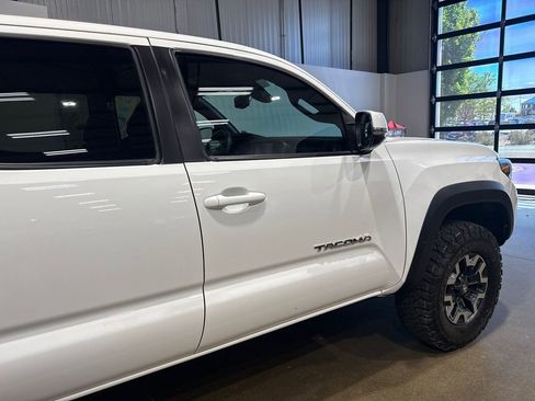 Used 2023 Toyota Tacoma TRD Off-Road AWD/4WD image 48