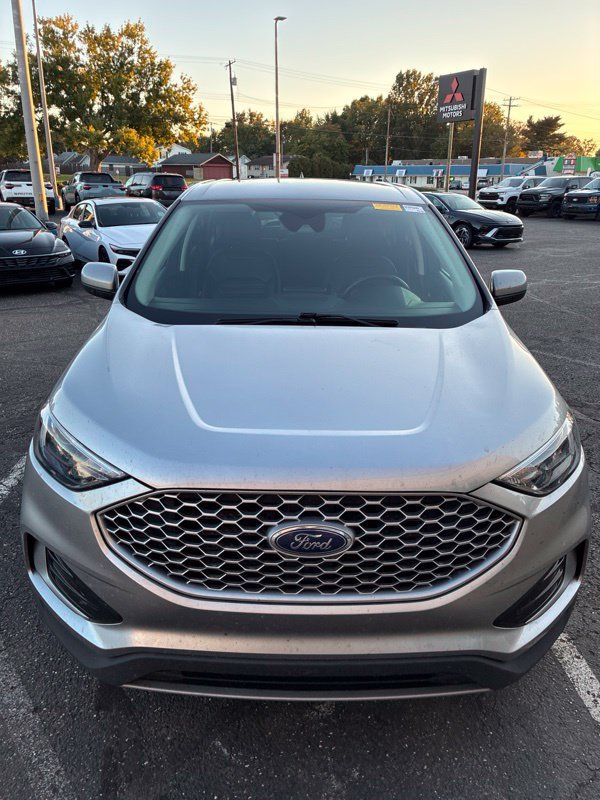 Used 2023 Ford Edge SEL AWD/4WD image 11