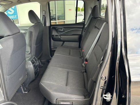 Used 2023 Honda Ridgeline Sport image 23