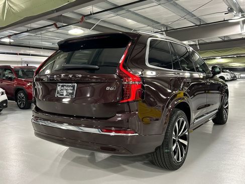 Used 2025 Volvo XC90 B6 Core w/ Climate Package AWD/4WD image 2