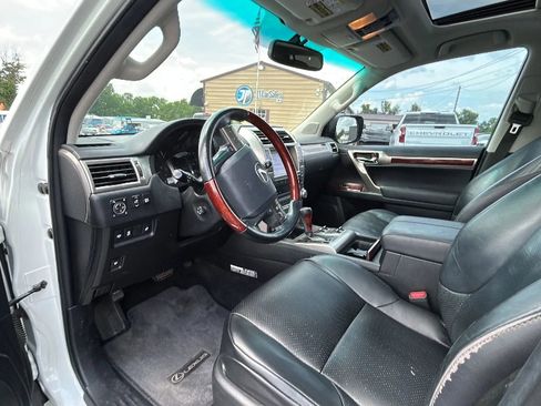 Used 2012 Lexus GX 460 Premium AWD/4WD image 2
