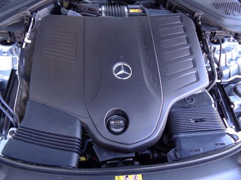 Used 2025 Mercedes-Benz E 450 4MATIC All-Terrain Wagon image 20