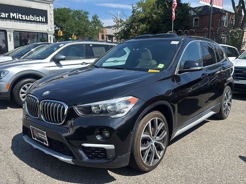 Used 2017 BMW X1 sDrive28i FWD image 1
