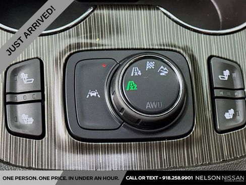 Used 2023 GMC Acadia SLT AWD/4WD image 21
