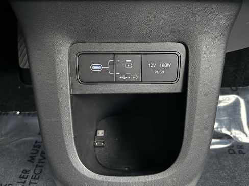 Certified 2025 Hyundai Ioniq 5 SE image 28