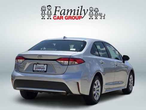 Used 2021 Toyota Corolla LE FWD image 4